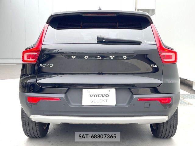 Volvo XC40 2021-07 7226801-18