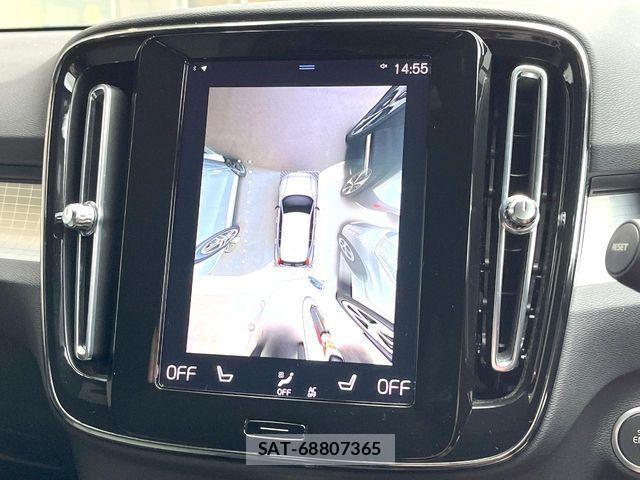 Volvo XC40 2021-07 7226801-5