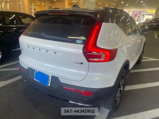 Volvo XC40 2020-05 7226798-2