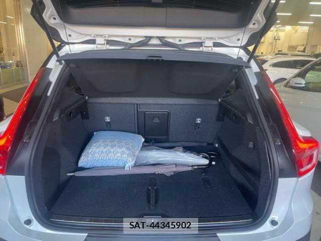 Volvo XC40 2020-05 7226798-4