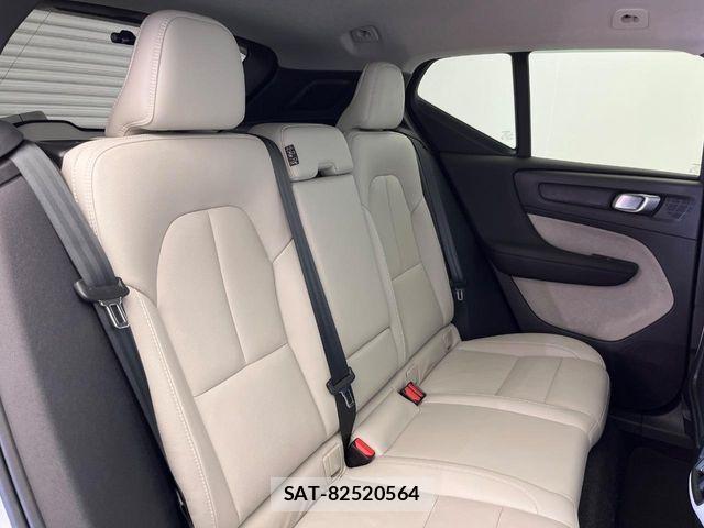 Volvo XC40 2023-09 7226807-15