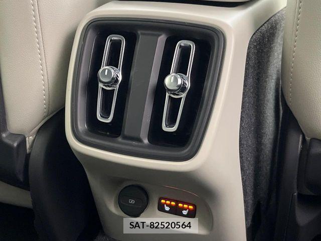 Volvo XC40 2023-09 7226807-17