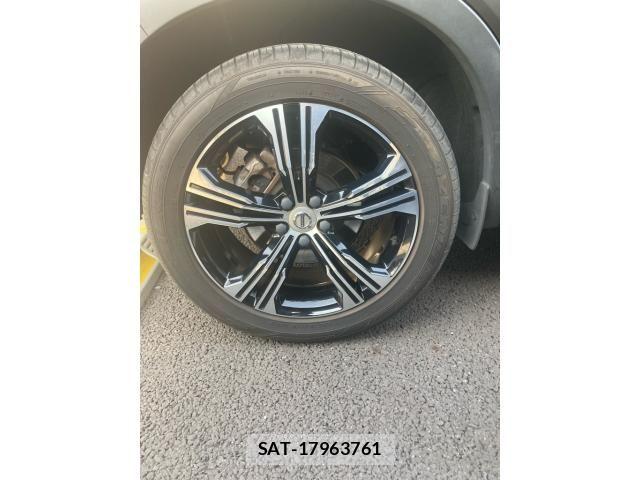 Volvo XC40 2018-09 7226797-9
