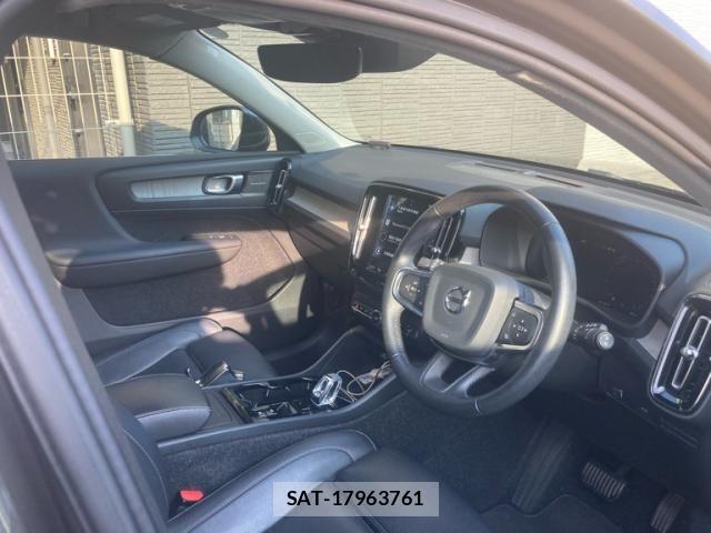 Volvo XC40 2018-09 7226797-13