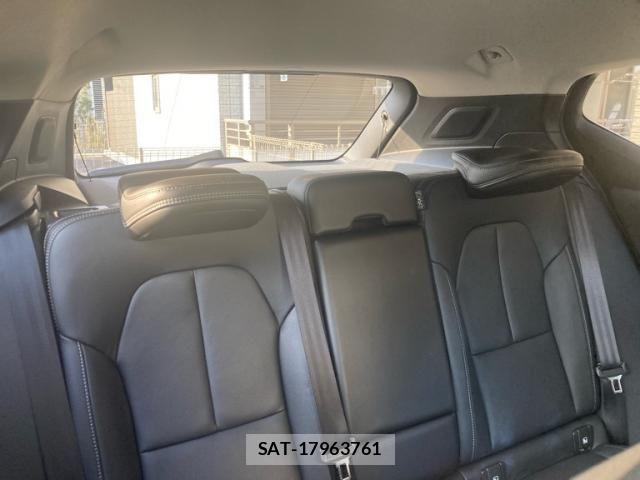 Volvo XC40 2018-09 7226797-15