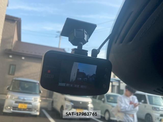 Volvo XC40 2018-09 7226797-26