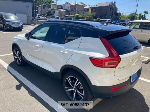 Volvo XC40 2021-03 7226802-4