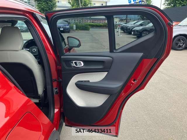 Volvo XC40 2021-07 7226803-17