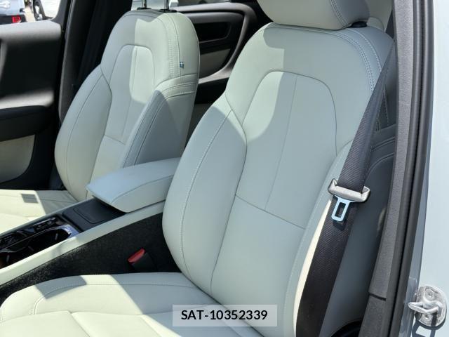 Volvo XC40 2024-10 7226811-29