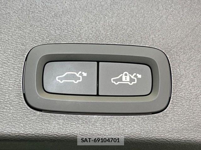Volvo XC40 2025-07 7226815-15