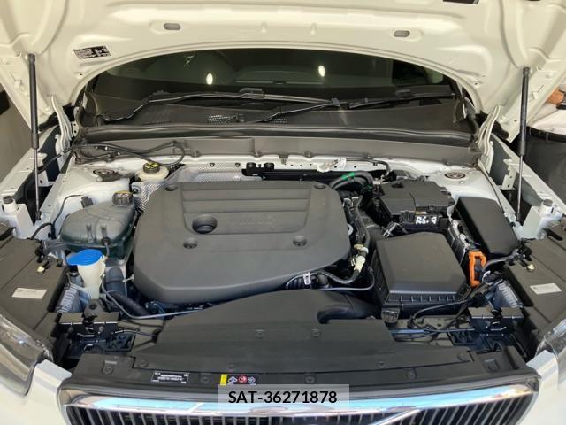 Volvo XC40 2021-09 7252752-10