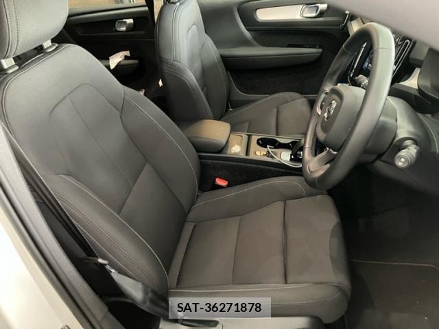 Volvo XC40 2021-09 7252752-14