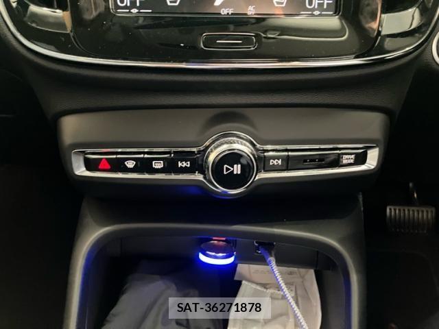 Volvo XC40 2021-09 7252752-21