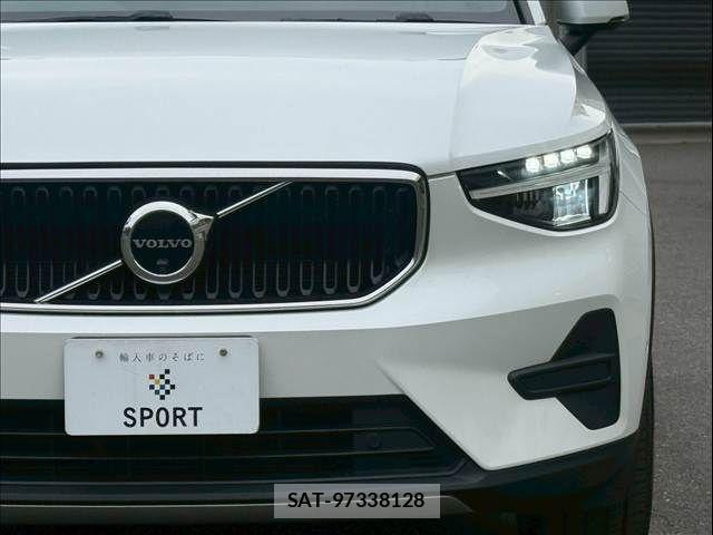 Volvo XC40 2023-07 7252749-19