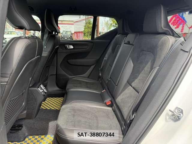 Volvo XC40 2019-11 7273233-11