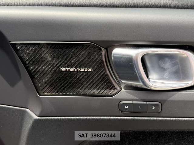 Volvo XC40 2019-11 7273233-24