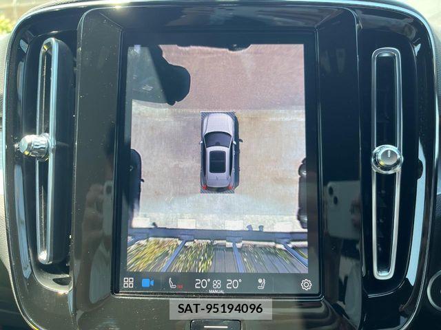 Volvo XC40 2023-07 7273230-5