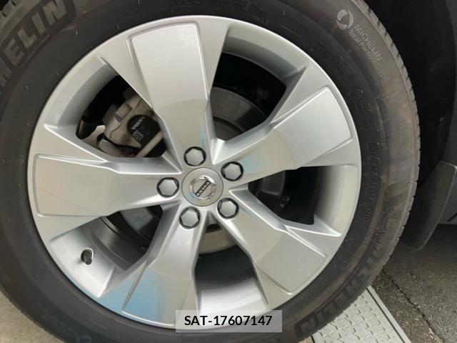 Volvo XC40 2021-12 7272696-5