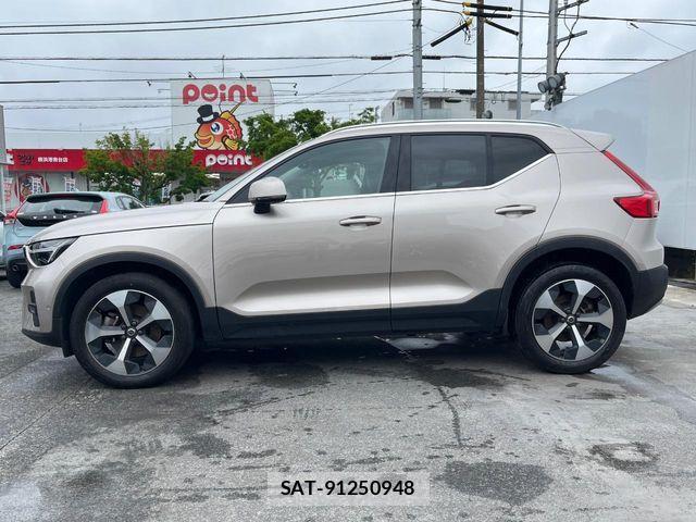 Volvo XC40 2023-04 7273229-18