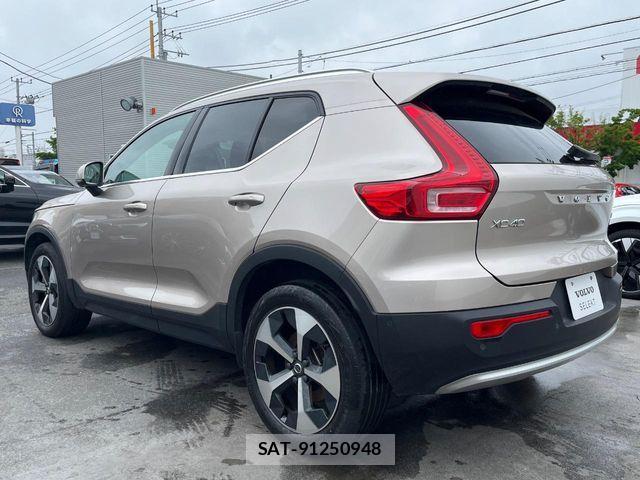 Volvo XC40 2023-04 7273229-19