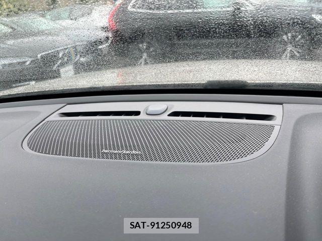 Volvo XC40 2023-04 7273229-7
