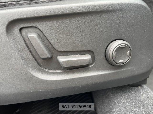 Volvo XC40 2023-04 7273229-8