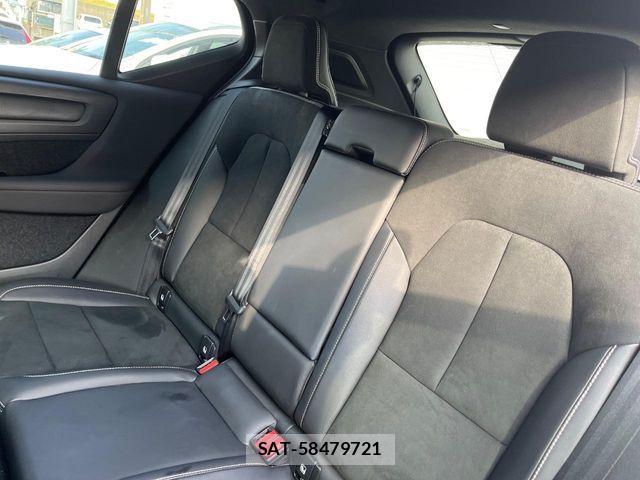 Volvo XC40 2021-07 7273231-12