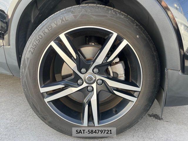 Volvo XC40 2021-07 7273231-14
