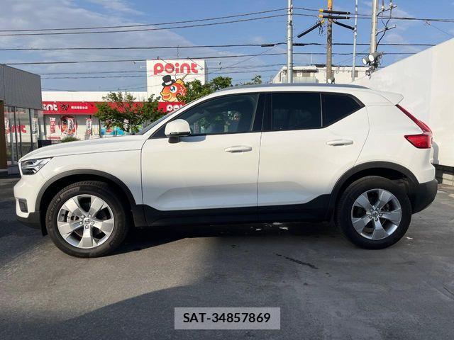 Volvo XC40 2022-03 7273232-18