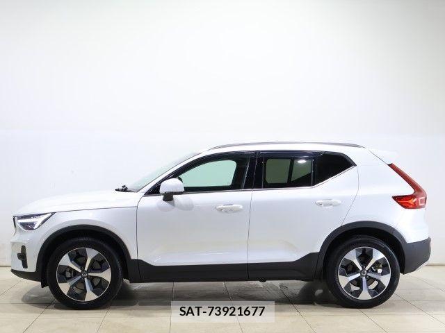 Volvo XC40 2024-01 7330991-10