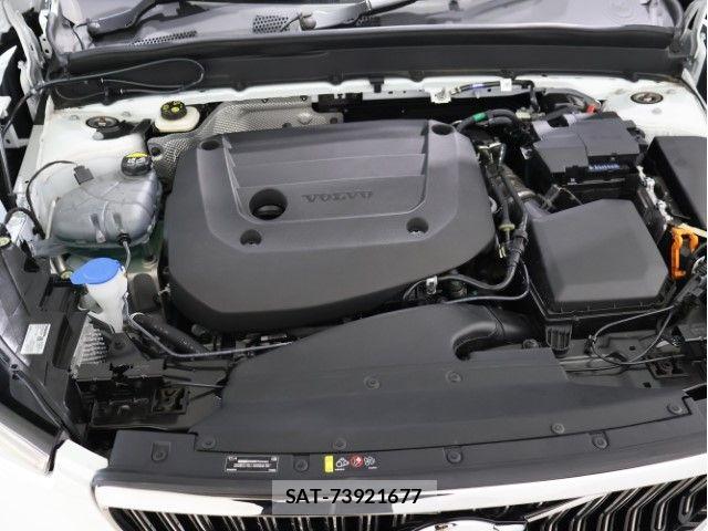 Volvo XC40 2024-01 7330991-18