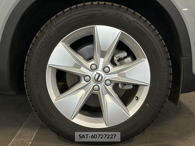 Volvo XC40 2024-06 7330993-9