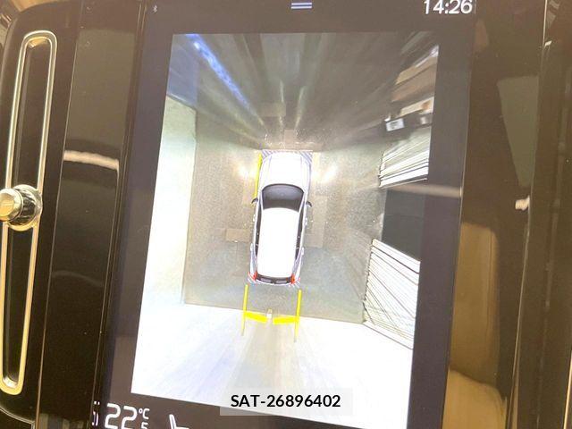 Volvo XC40 2018-12 7330995-5