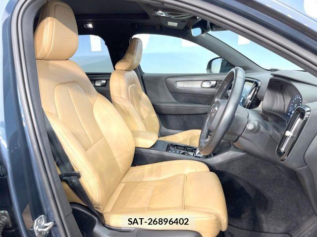 Volvo XC40 2018-12 7330995-8