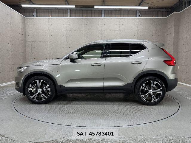 Volvo XC40 2021-09 7330999-9
