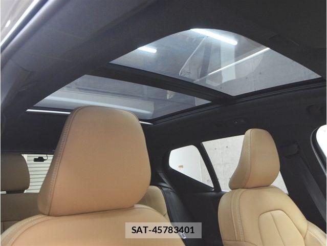 Volvo XC40 2021-09 7330999-15