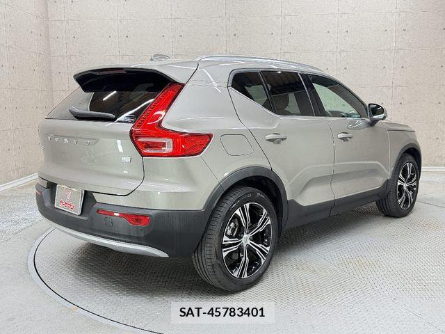 Volvo XC40 2021-09 7330999-1