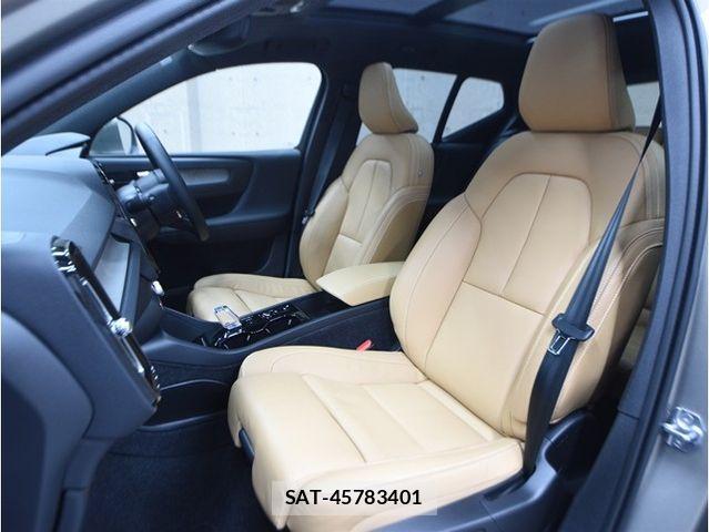 Volvo XC40 2021-09 7330999-4