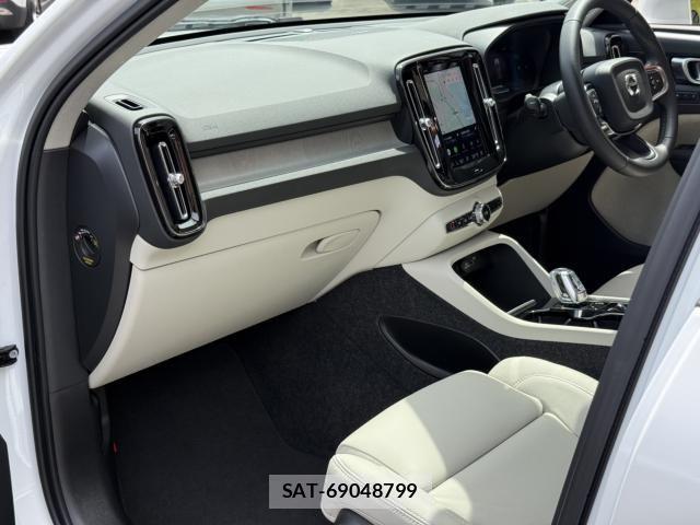 Volvo XC40 2024-08 7330994-28
