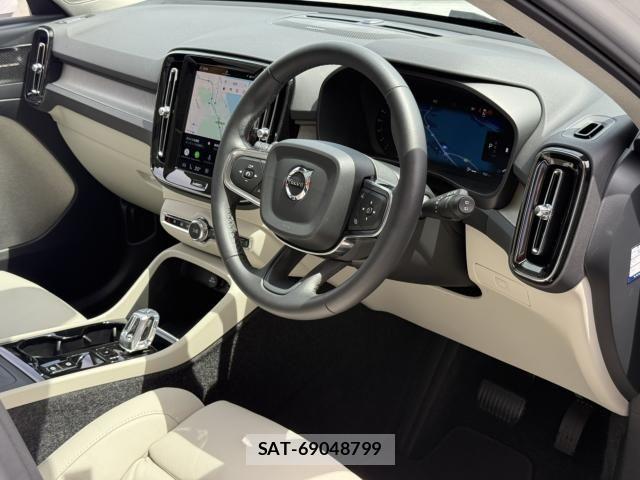 Volvo XC40 2024-08 7330994-4