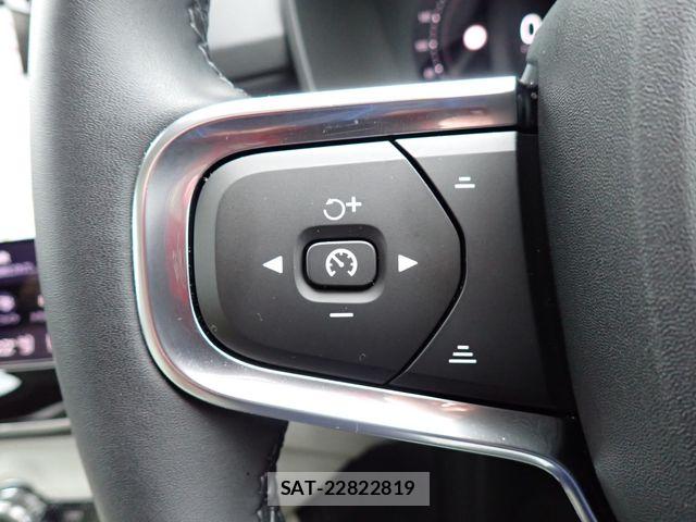 Volvo XC40 2024-10 7360368-13