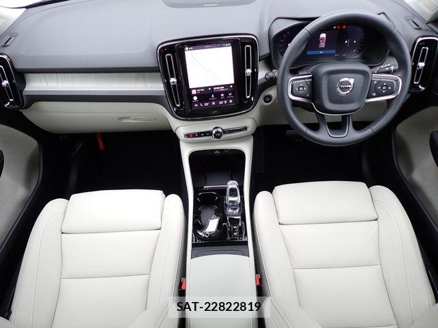 Volvo XC40 2024-10 7360368-1