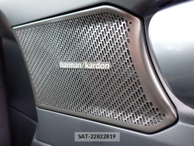 Volvo XC40 2024-10 7360368-22