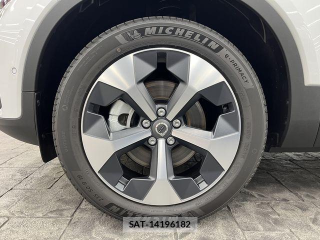 Volvo XC40 2025-09 7360365-10