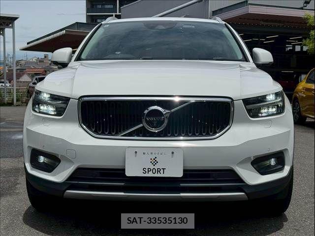 Volvo XC40 2021-09 7360371-12