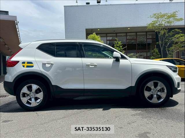 Volvo XC40 2021-09 7360371-14