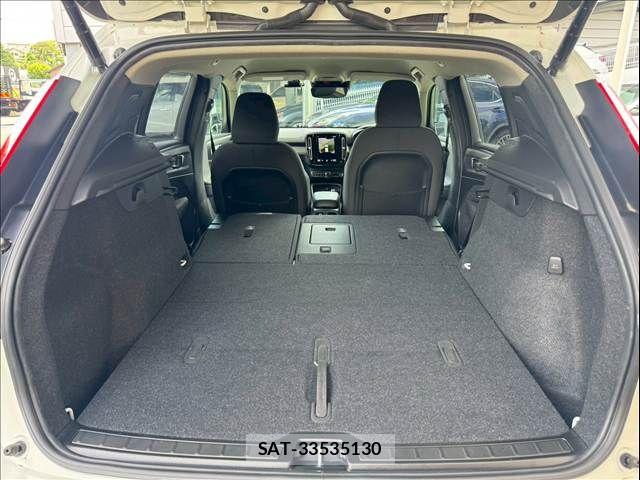 Volvo XC40 2021-09 7360371-17