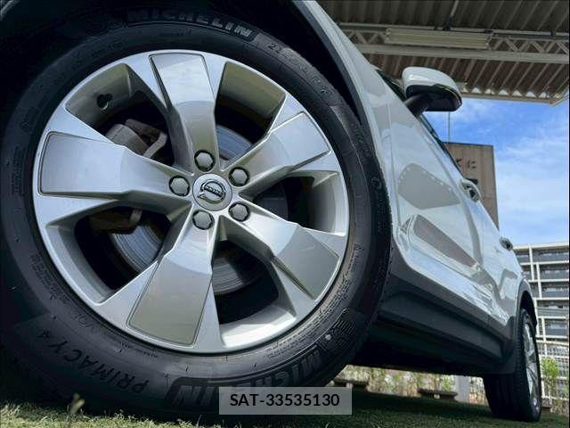 Volvo XC40 2021-09 7360371-18