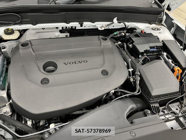 Volvo XC40 2025-09 7360363-11