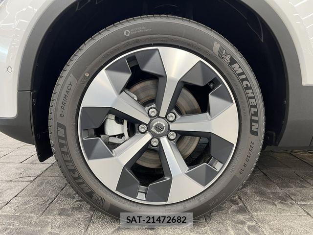 Volvo XC40 2025-09 7360366-10